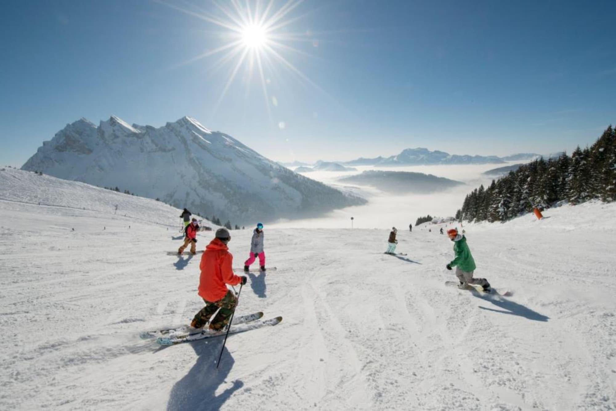 Hotel Alpen Roc Clusaz Zewnętrze zdjęcie