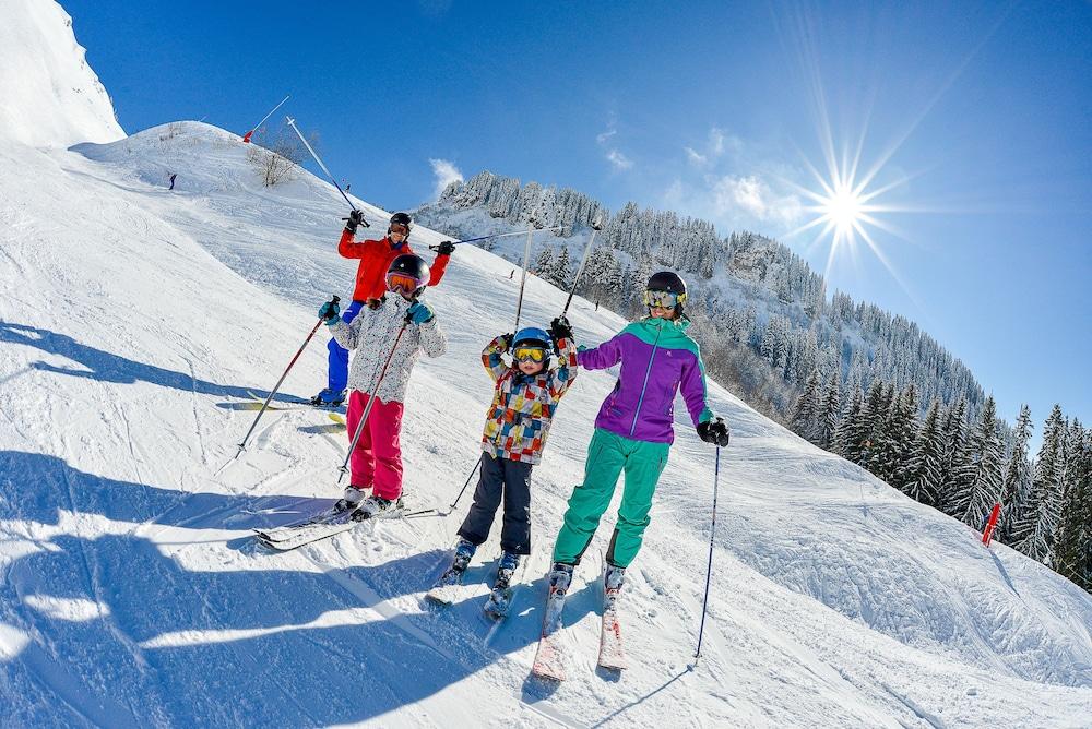 Hotel Alpen Roc Clusaz Zewnętrze zdjęcie