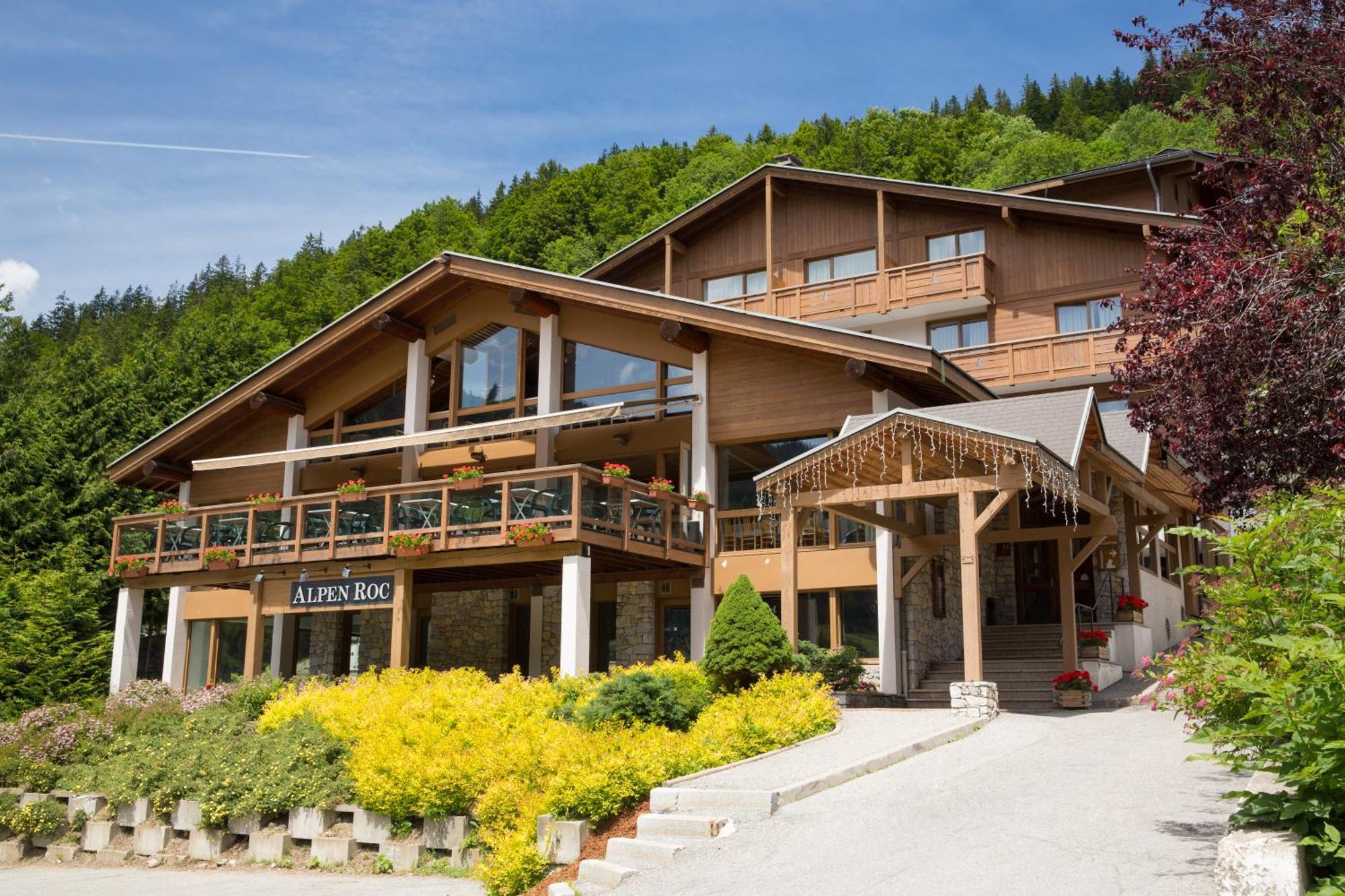 Hotel Alpen Roc Clusaz Zewnętrze zdjęcie