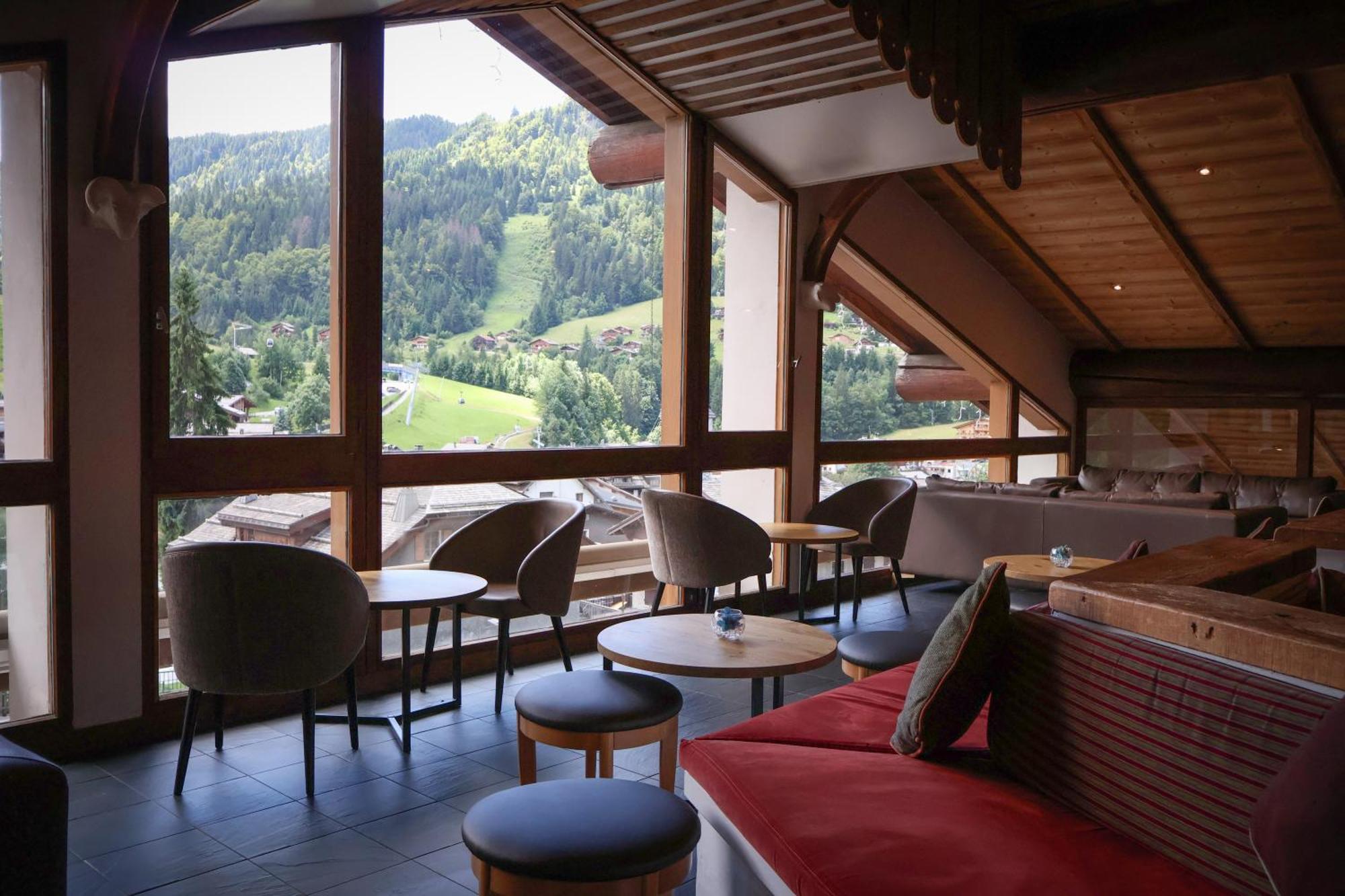 Hotel Alpen Roc Clusaz Zewnętrze zdjęcie
