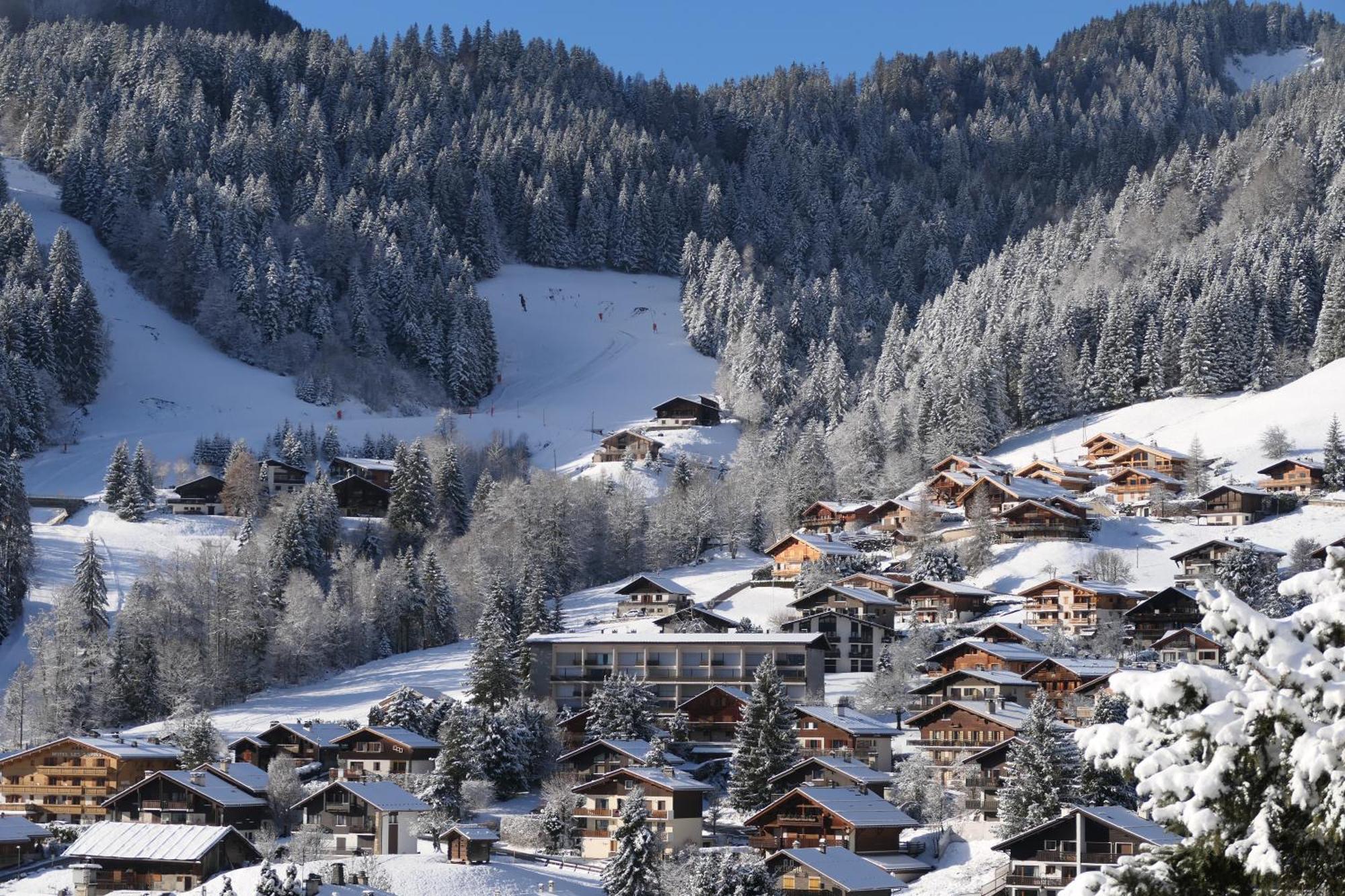Hotel Alpen Roc Clusaz Zewnętrze zdjęcie