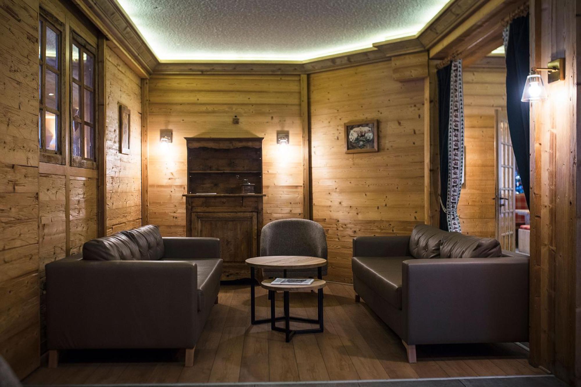 Hotel Alpen Roc Clusaz Zewnętrze zdjęcie