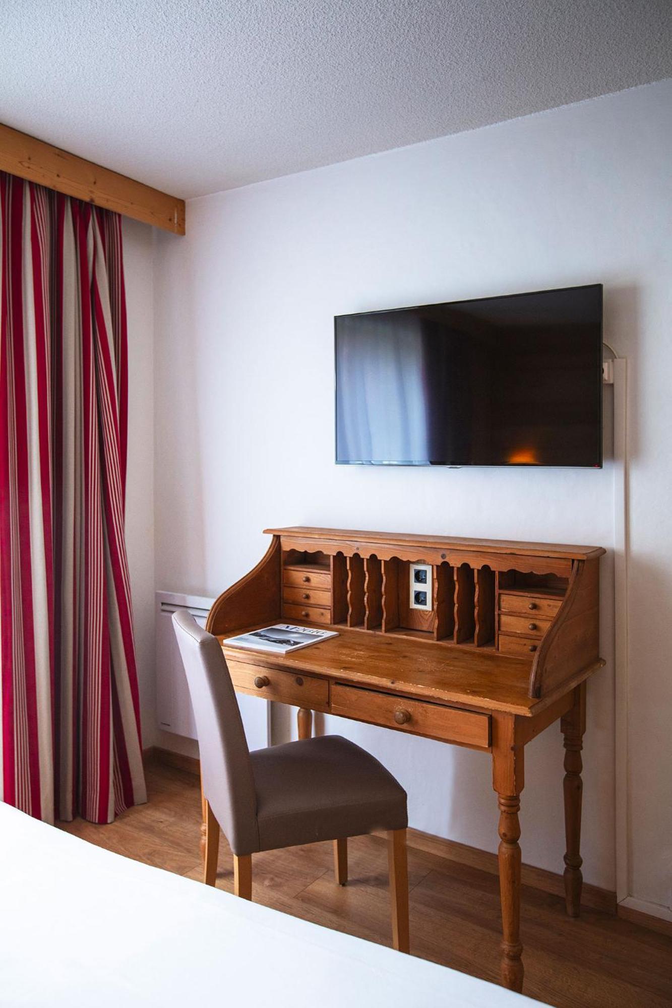 Hotel Alpen Roc Clusaz Zewnętrze zdjęcie