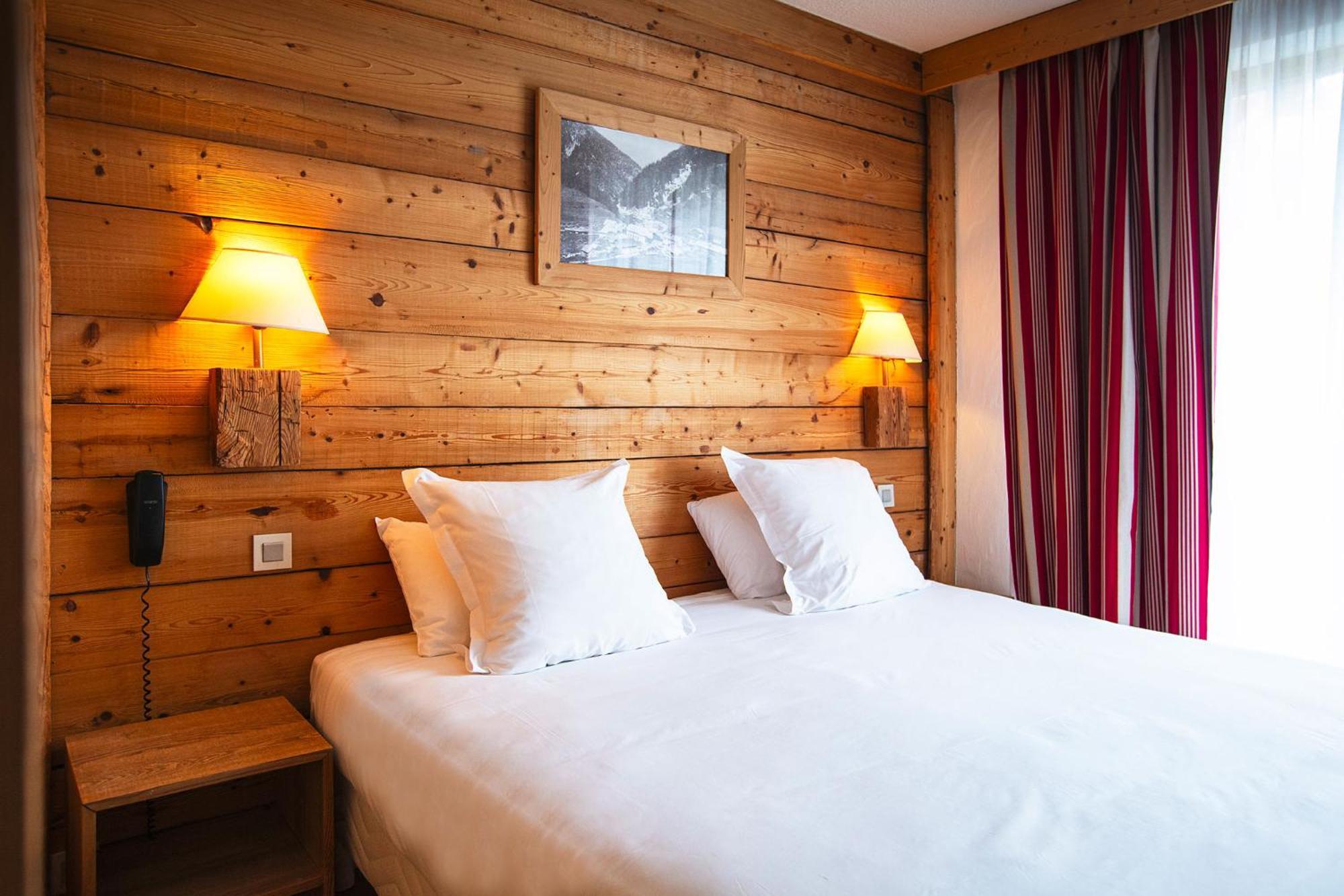 Hotel Alpen Roc Clusaz Zewnętrze zdjęcie